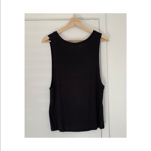 ✨Free w/$15+ purchase 🖤 Muscle Tank 🧜‍♀️ - Picture 3 of 4